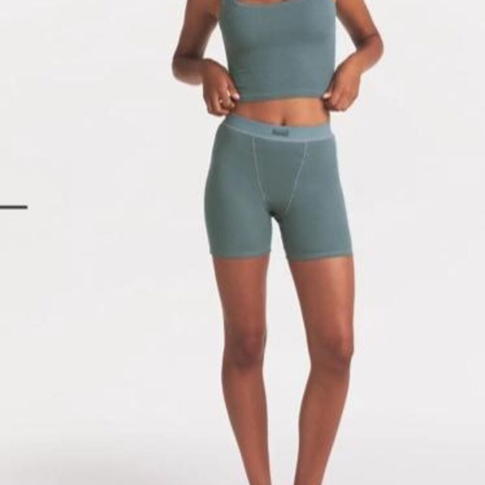 Skims Women's Green and Blue Shorts